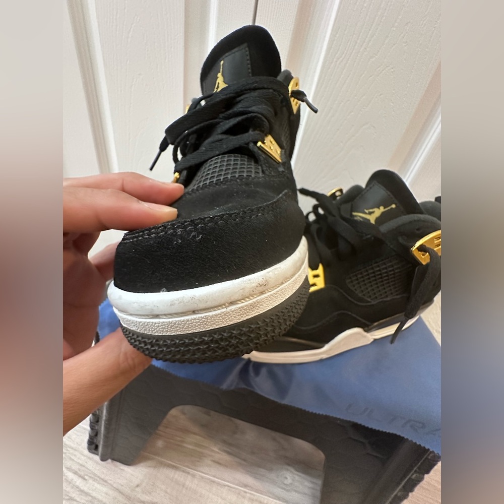 Air Jordan 4 Retro Royalty - Picture 10 of 13